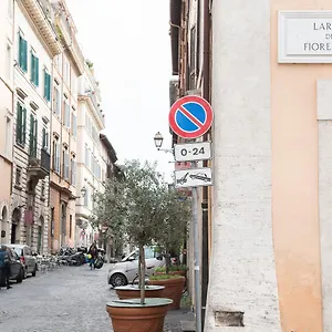 Domus Giulia 2*, Rome Italy